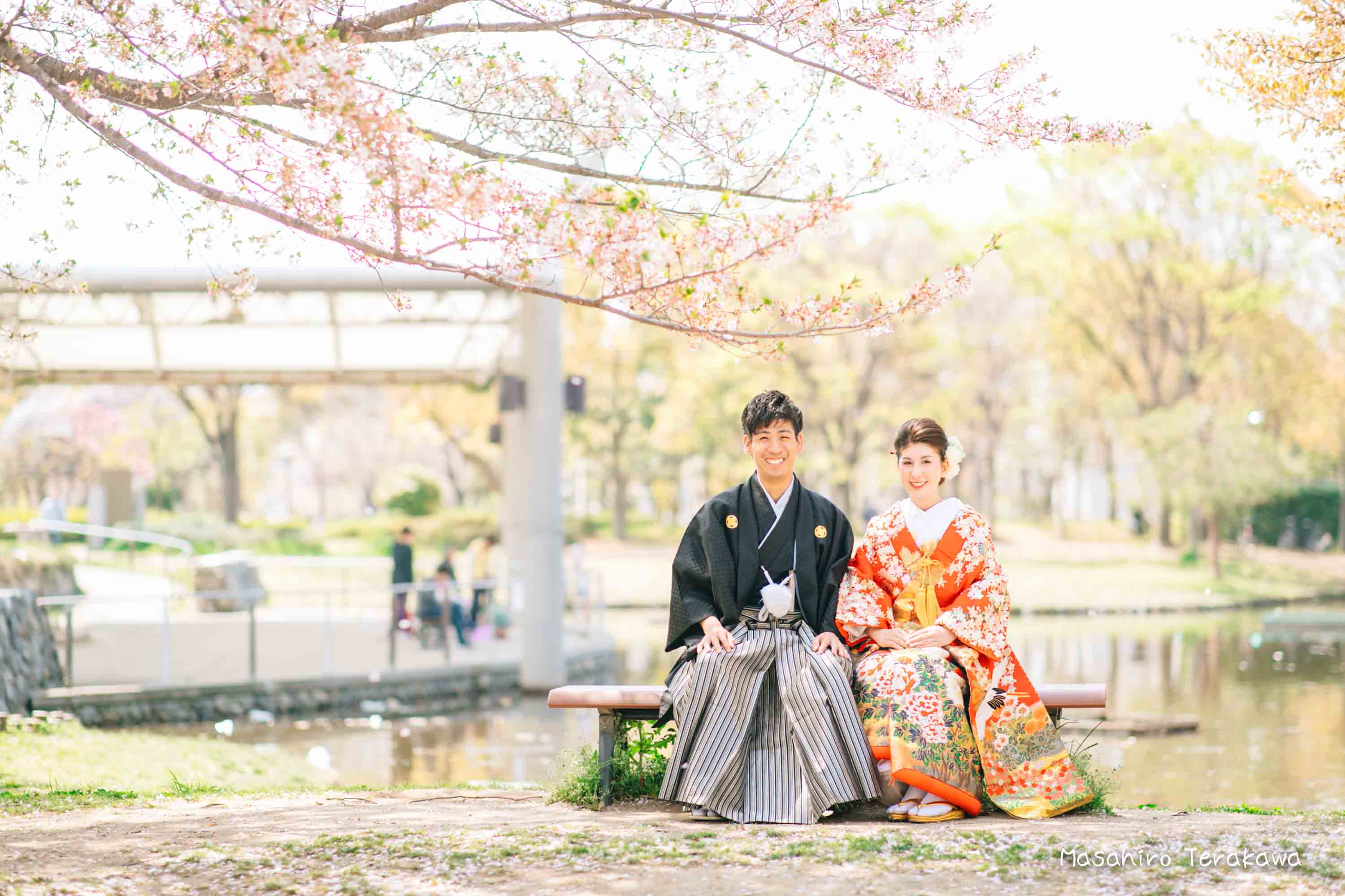 【大阪】鶴見緑地公園で結婚式の和装・洋装前撮り4